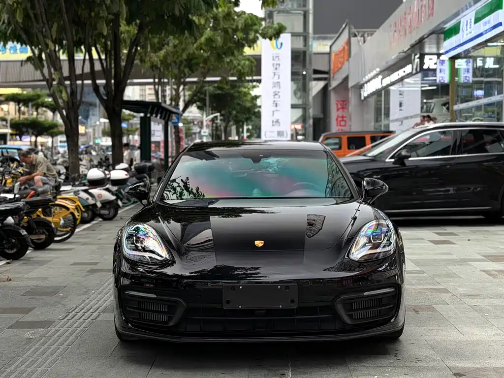 Porsche Panamera — миниатюра 2