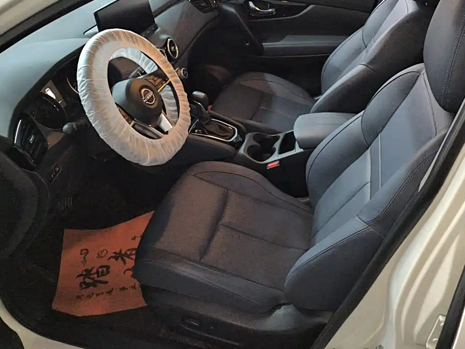 Nissan Qashqai — миниатюра 9