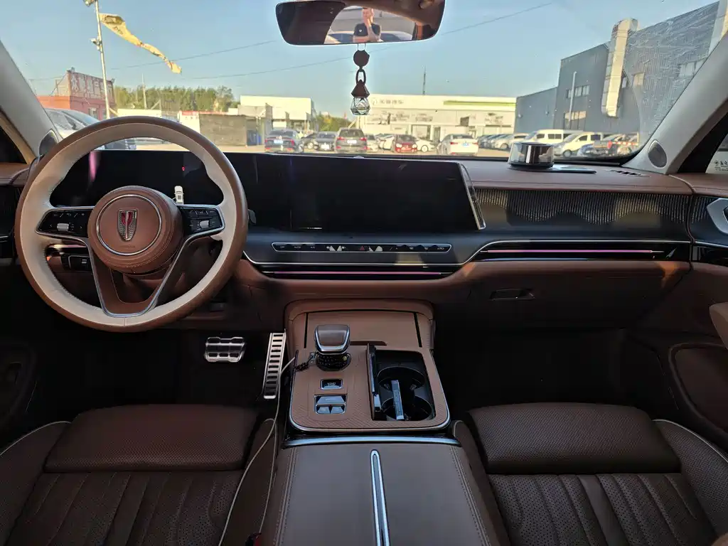 Hongqi Hongqi H9 — миниатюра 6