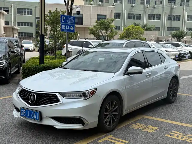Acura TLX-L — фото 1