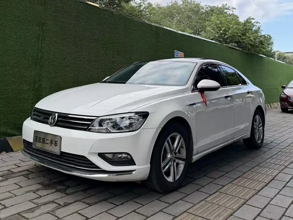 Купить Volkswagen Lamando