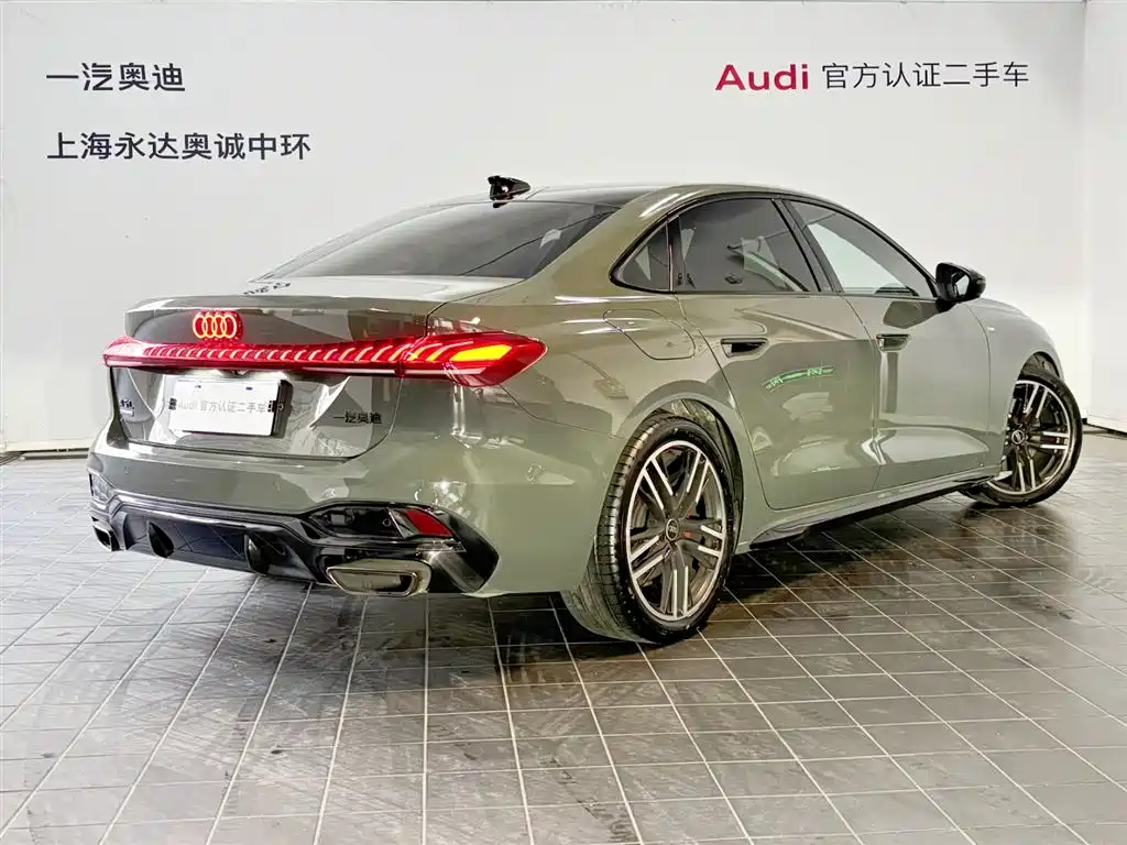 AUDI A5L