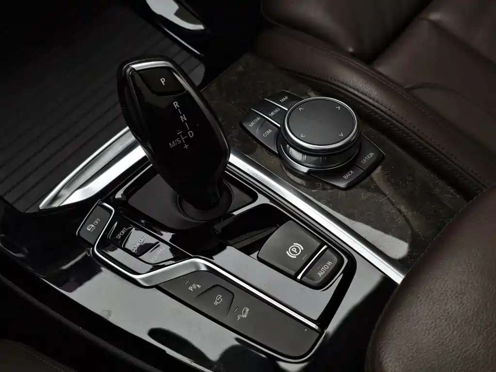 BMW X3 — миниатюра 15
