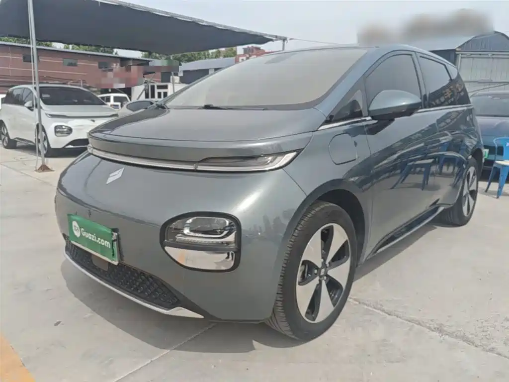 Baojun Yunduo 2023