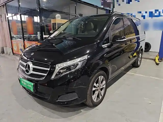 Mercedes-Benz V-Class