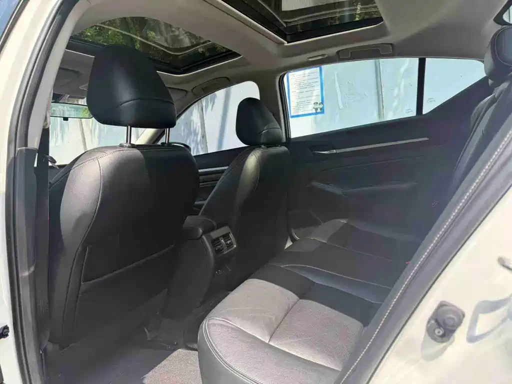 Nissan Teana — миниатюра 5