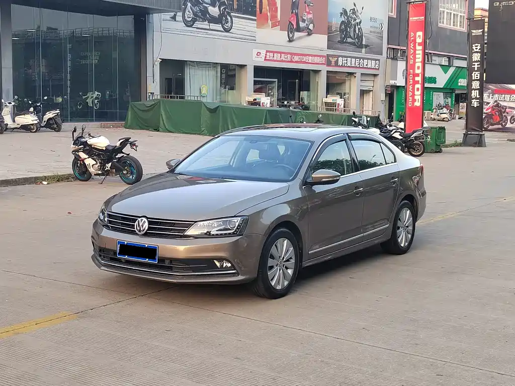 Volkswagen Sagitar