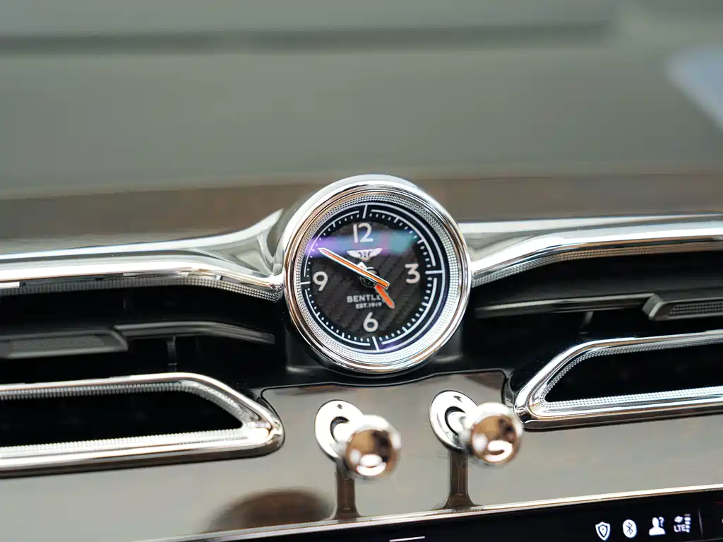 Bentley Bentayga — миниатюра 17