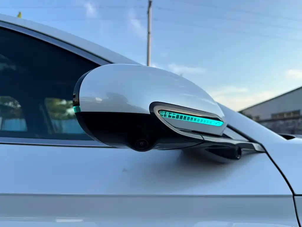 BYD Qin L — миниатюра 23