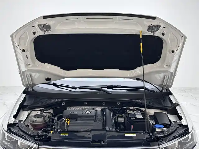 VOLKSWAGEN T ROC EXPLORING SONGS