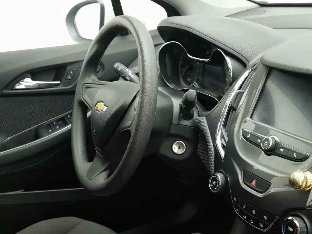 Chevrolet Cruze — миниатюра 22