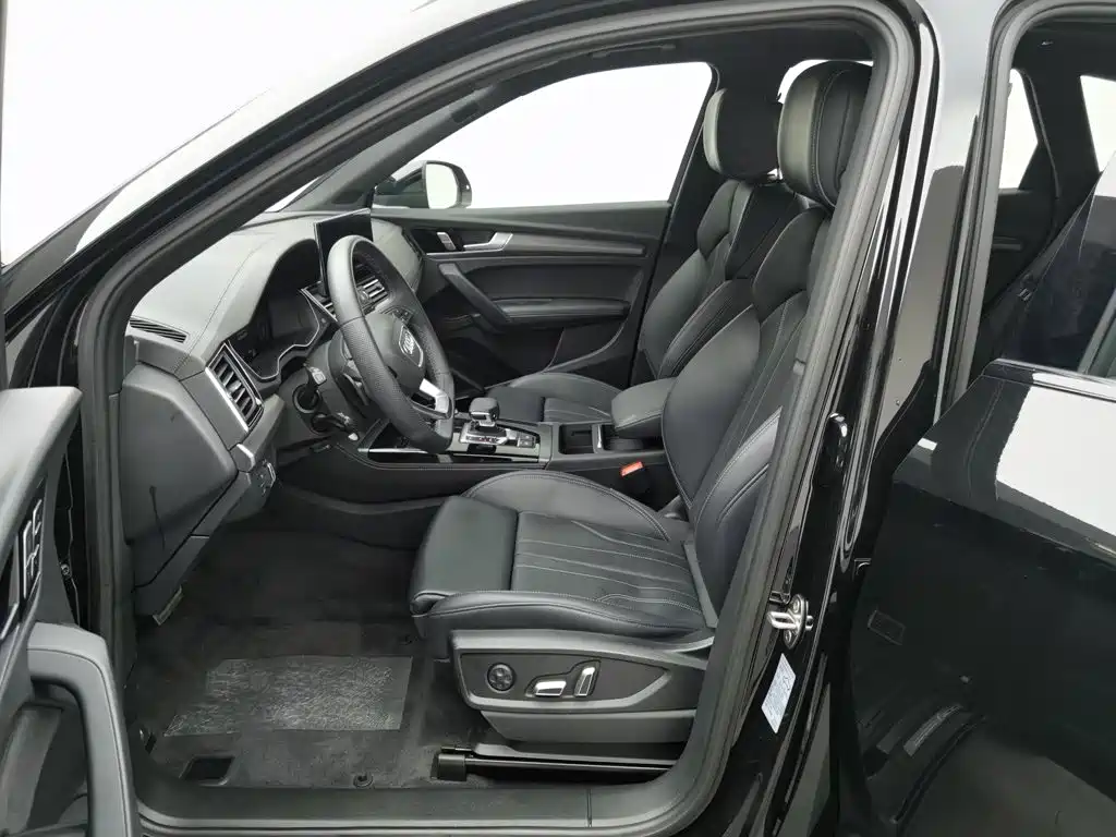 Audi Q5L — миниатюра 10