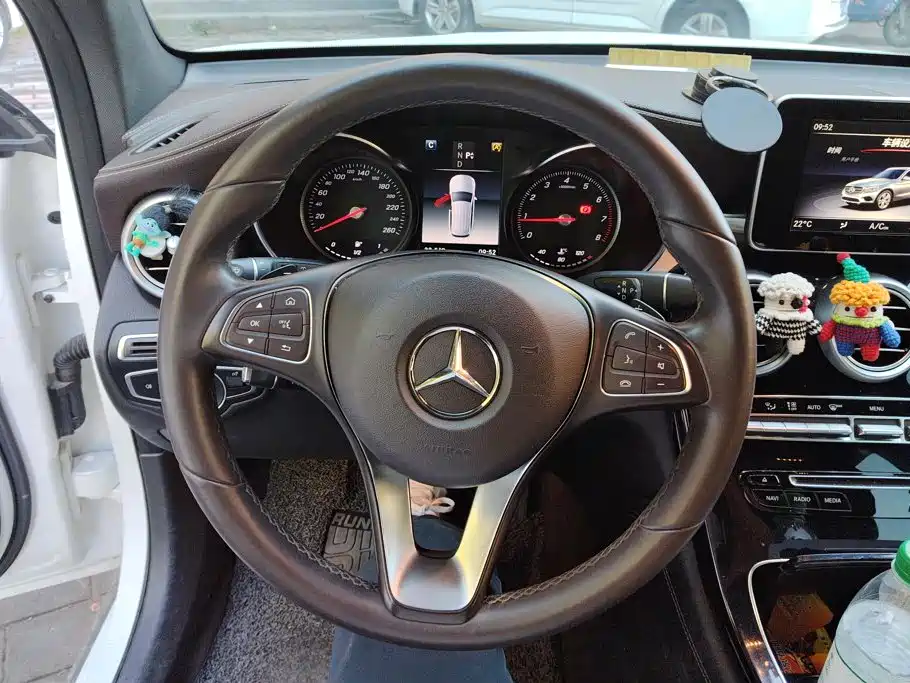 Mercedes-Benz GLC — миниатюра 15