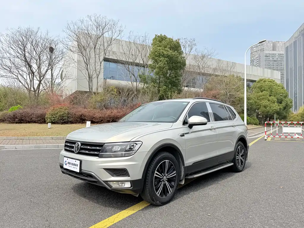 Volkswagen Tiguan L 2019