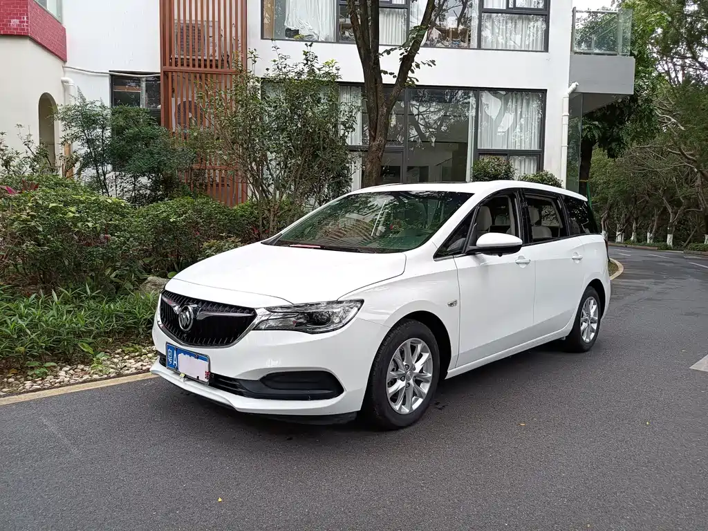 Buick GL6 2018