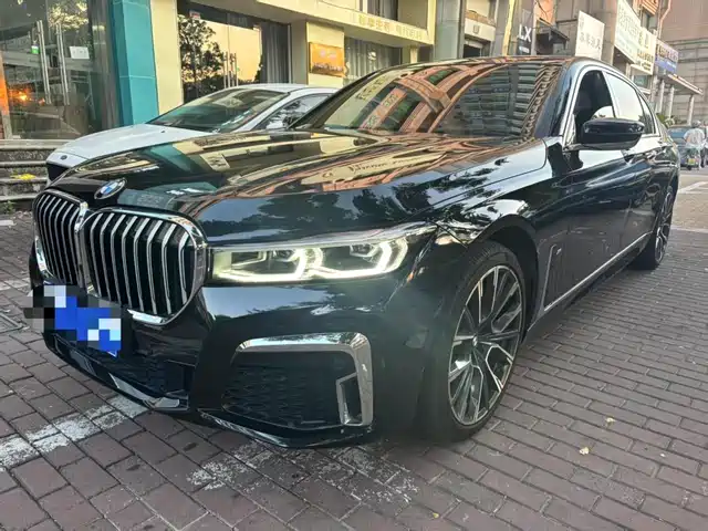BMW 7 SERIES