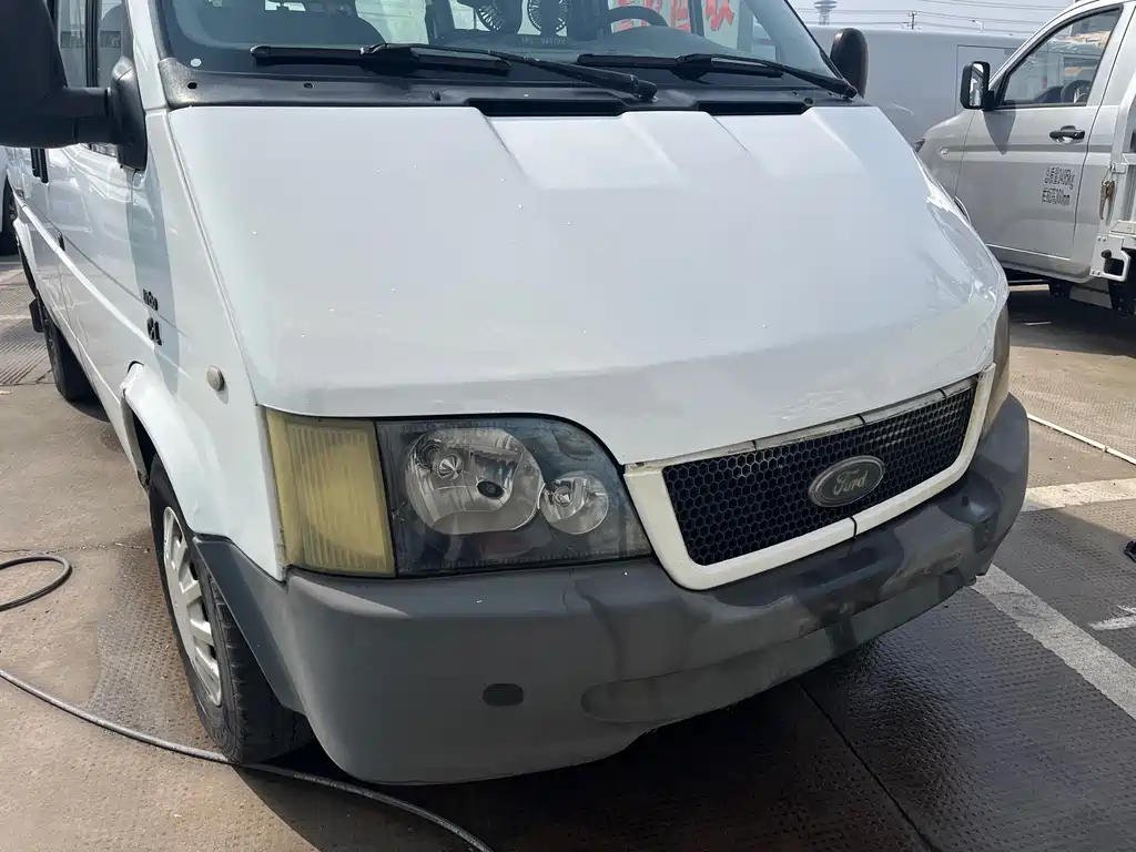 Ford Transit 2015 2.8T 6 мест JX493ZLQ4