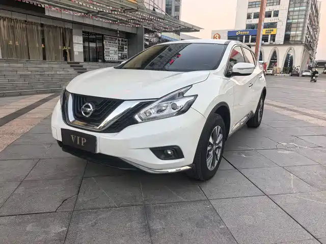 NISSAN LOULAN