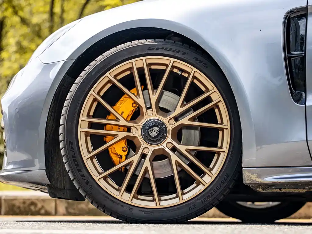 Porsche Panamera — миниатюра 18