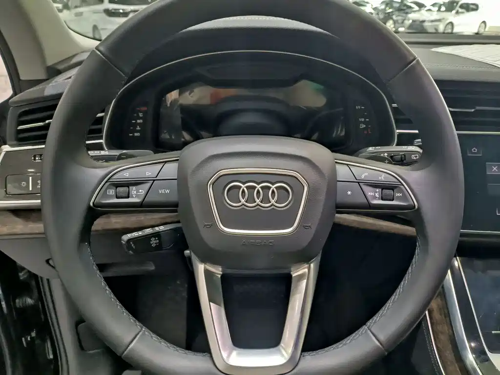 Audi Q7 45 TFSI quattro S line Sport Type, фото 6