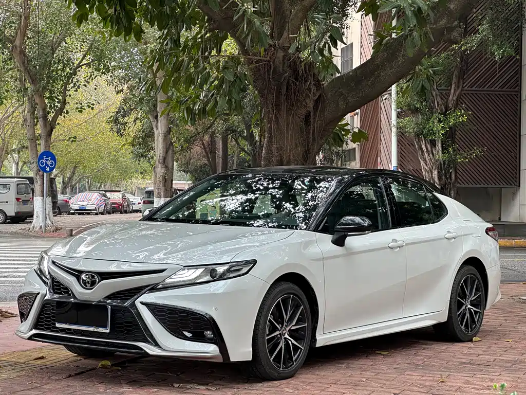 Toyota Camry 2023