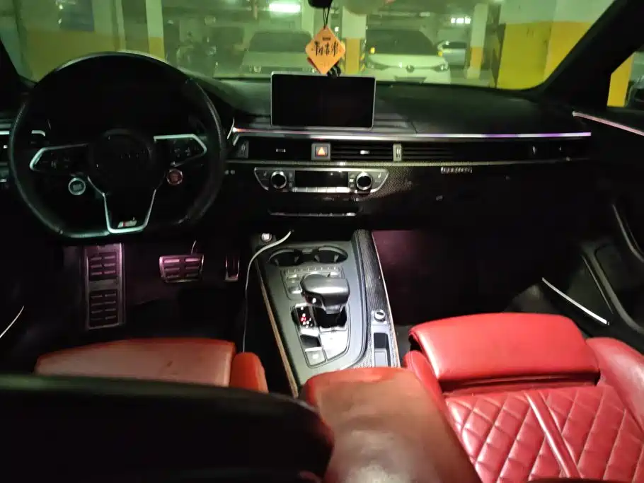 Audi S4 — миниатюра 12