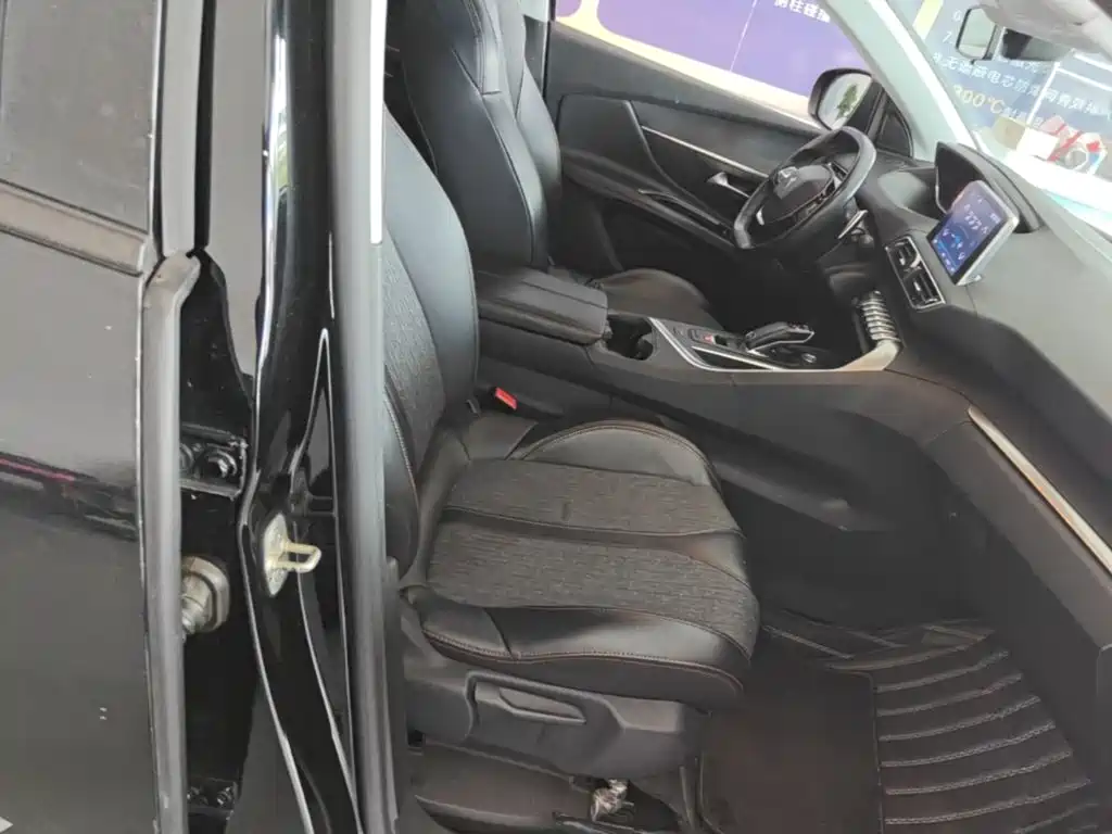 Peugeot 5008 — миниатюра 25