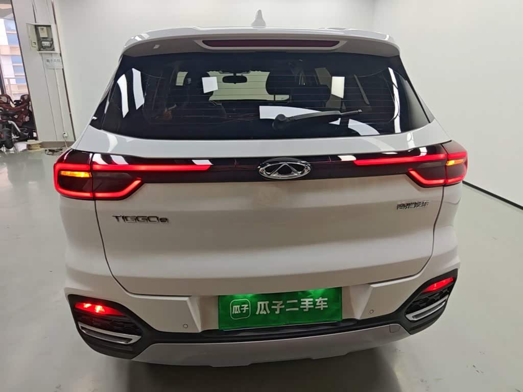 CHERY Tiggo 8 1.5 л 2023 г. Белый, пробег 41300 км