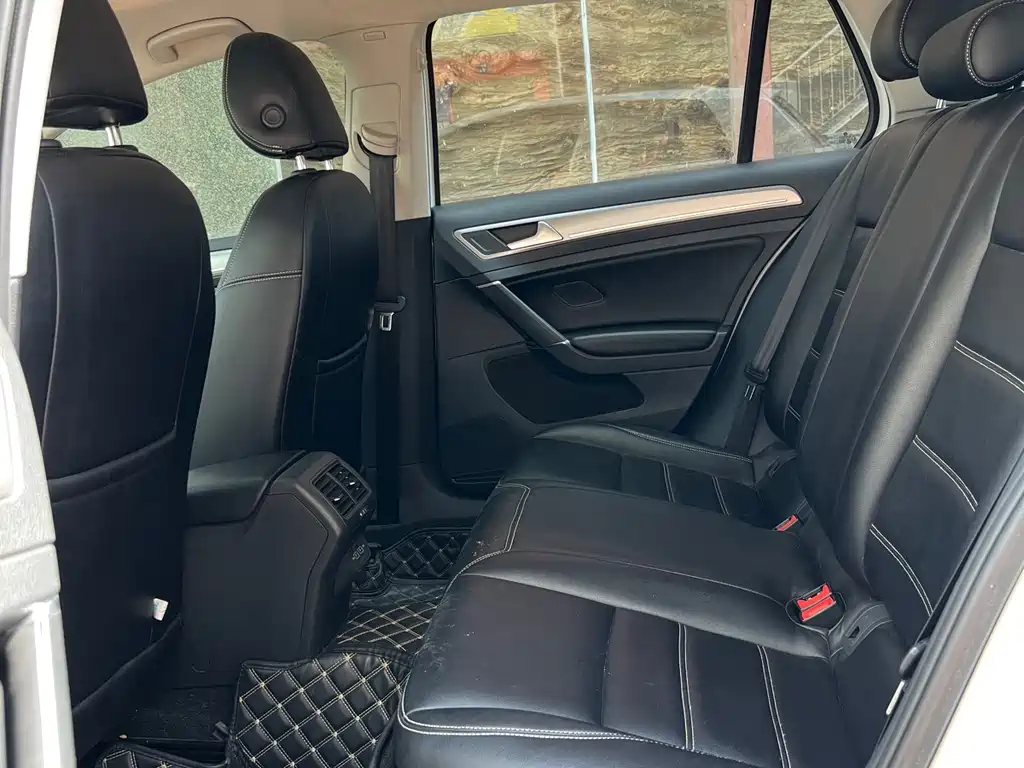 Volkswagen Golf 2019 200TSI DSG Comfort VI