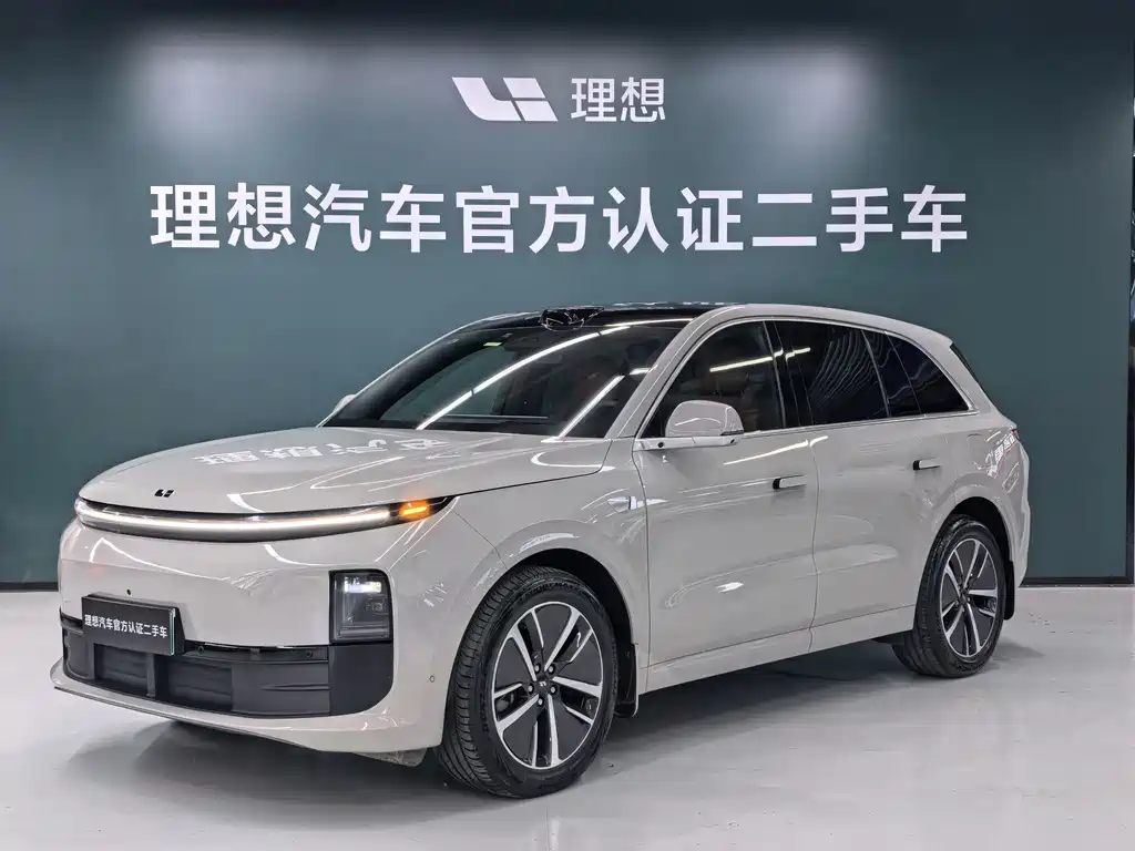 Li Auto Li L6 2025