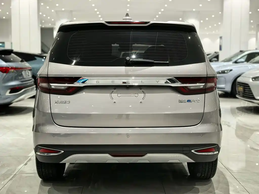Geely Jia Ji New Energy — миниатюра 5
