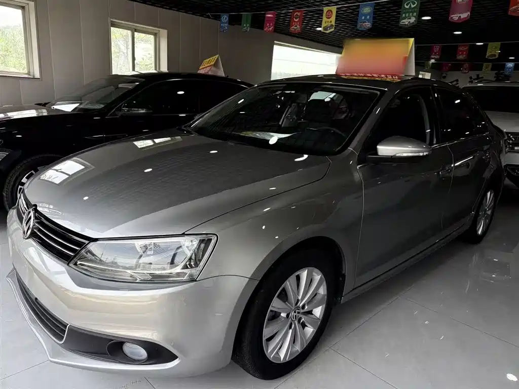 Купить Volkswagen Sagitar