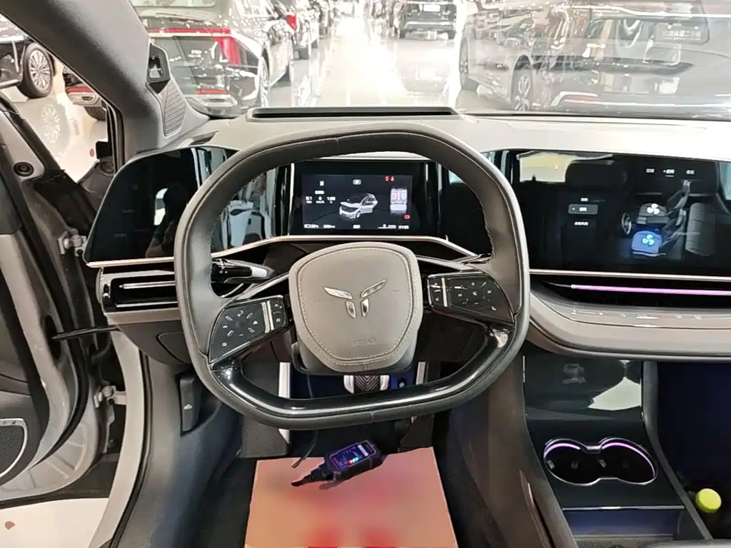 Hongqi Hongqi EH7 — миниатюра 11