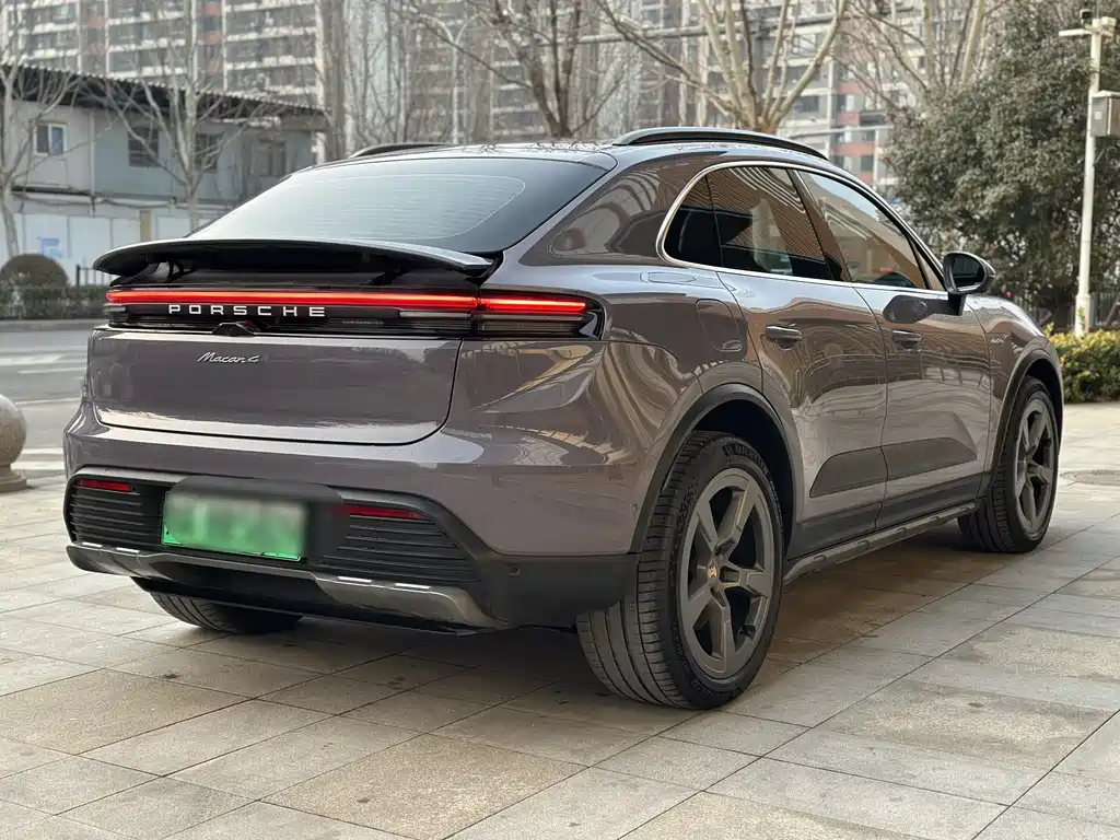 PORSCHE MACAN NEW ENERGY