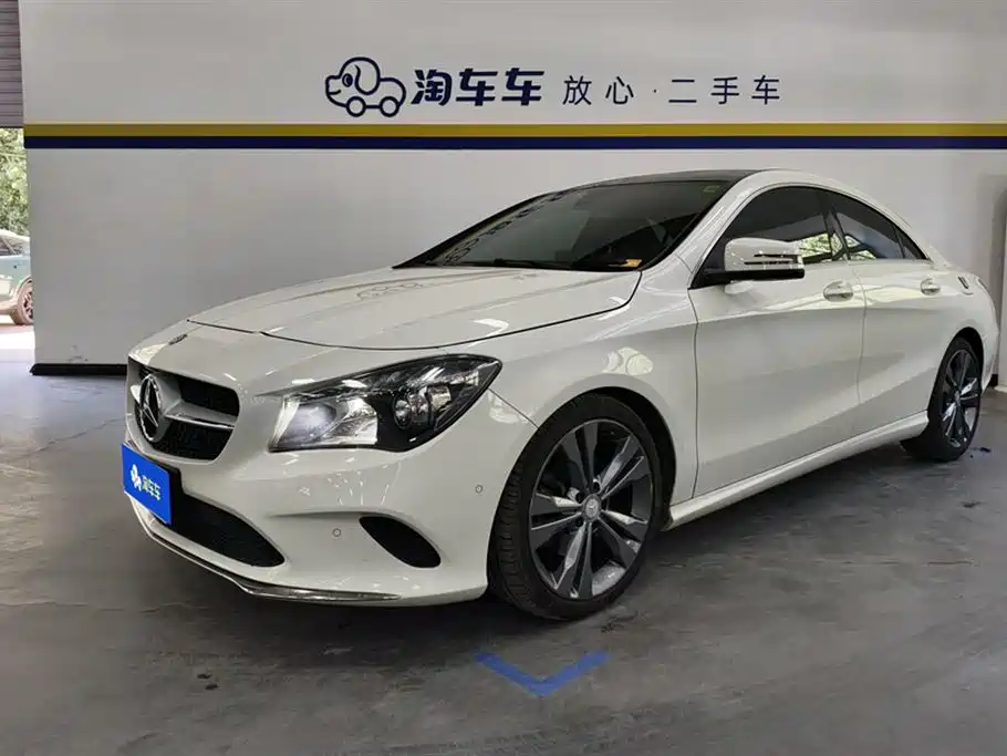 MERCEDES-BENZ CLA