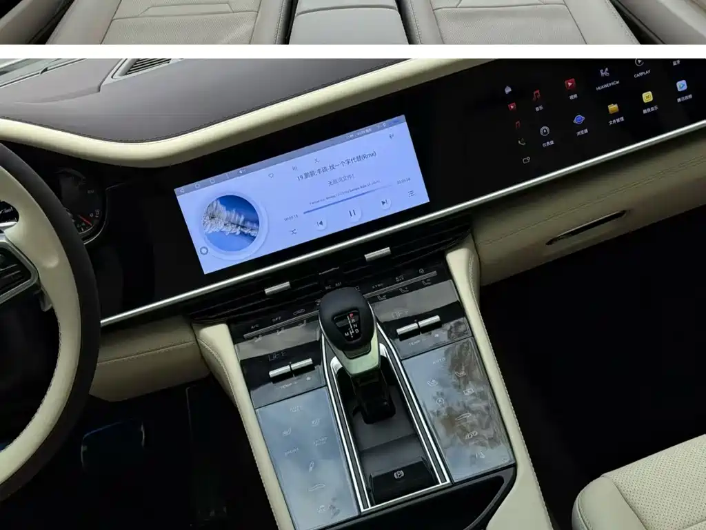 Porsche Panamera 2010 Panamera 4 3.6L