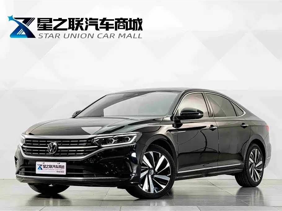 Volkswagen Passat 2024 — фото 1