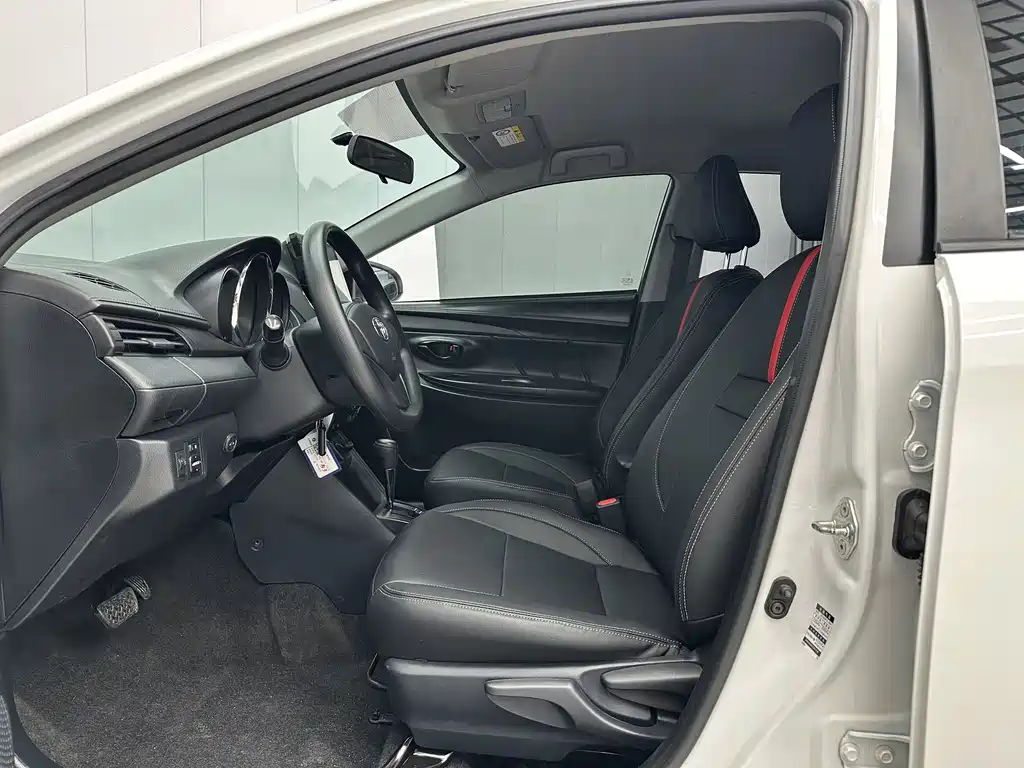 TOYOTA YARIS L ZHIXUAN