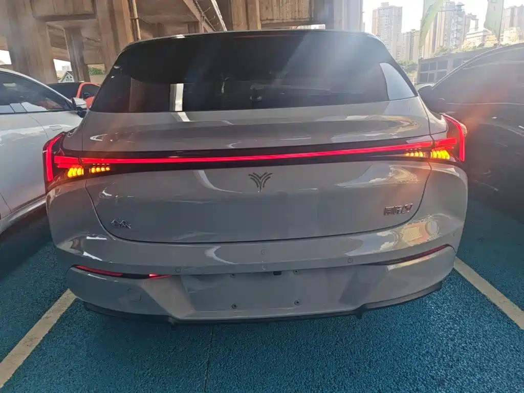 Neta S Shooting Brake — миниатюра 6