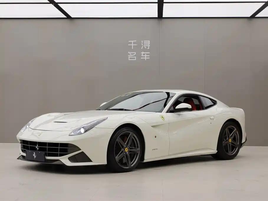Ferrari F12berlinetta 2016