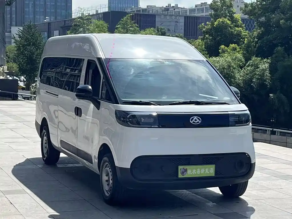 Maxus V1 2025 V1+ (62kWh)