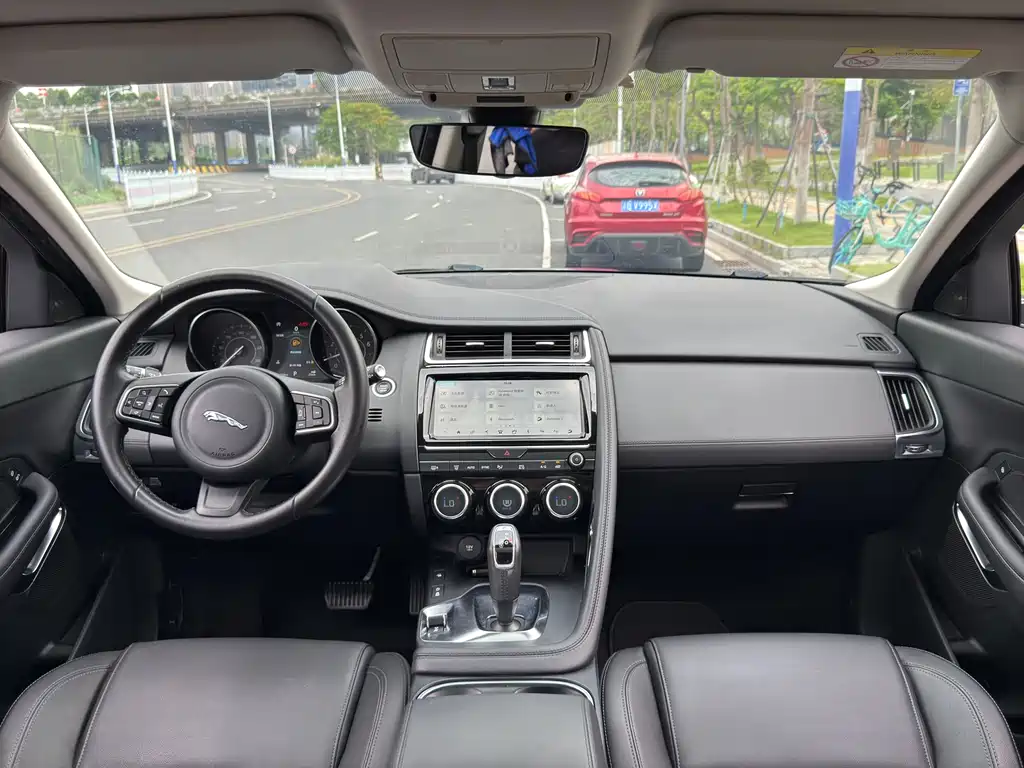 Jaguar E-Pace 2018 P250 S V