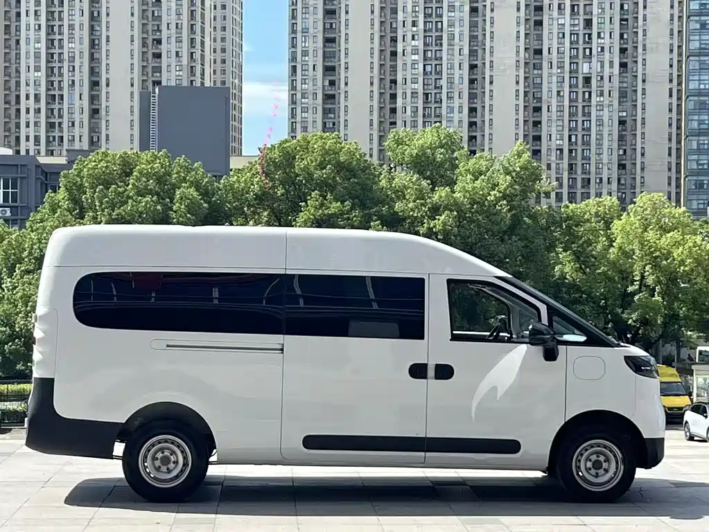 Maxus V1 2025 V1+ (62kWh)