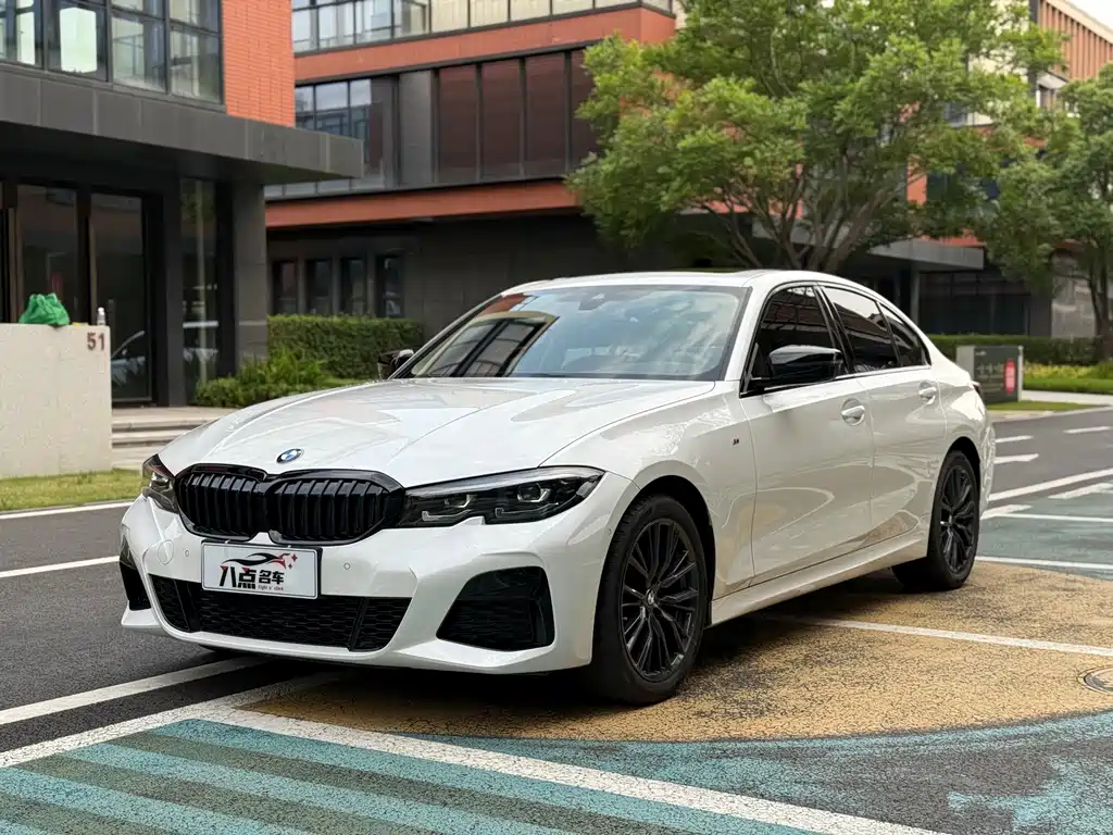BMW 3 Series 2022