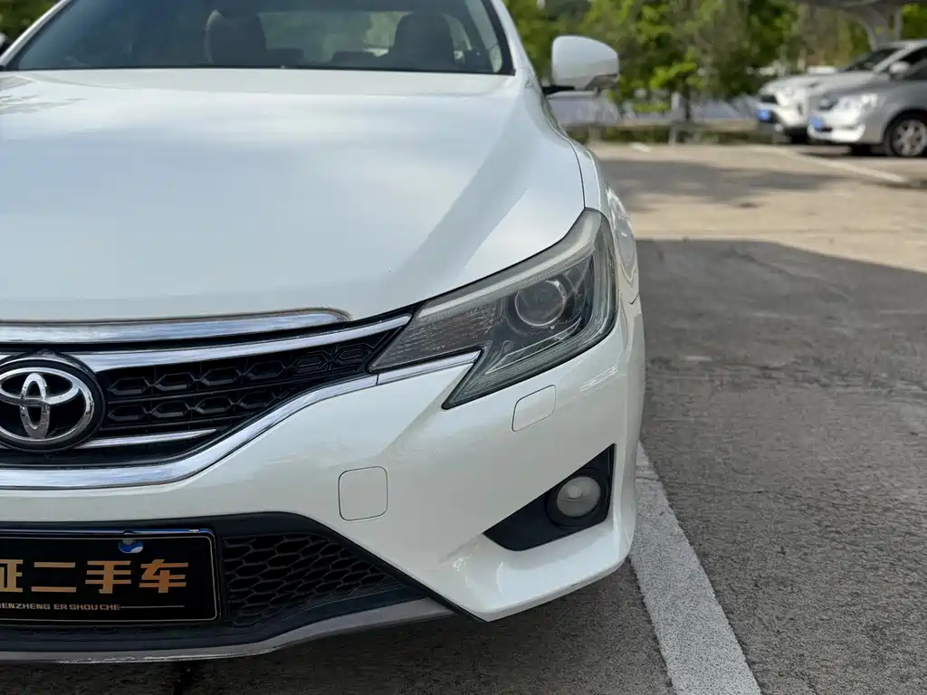Toyota Reiz 2013 2.5V