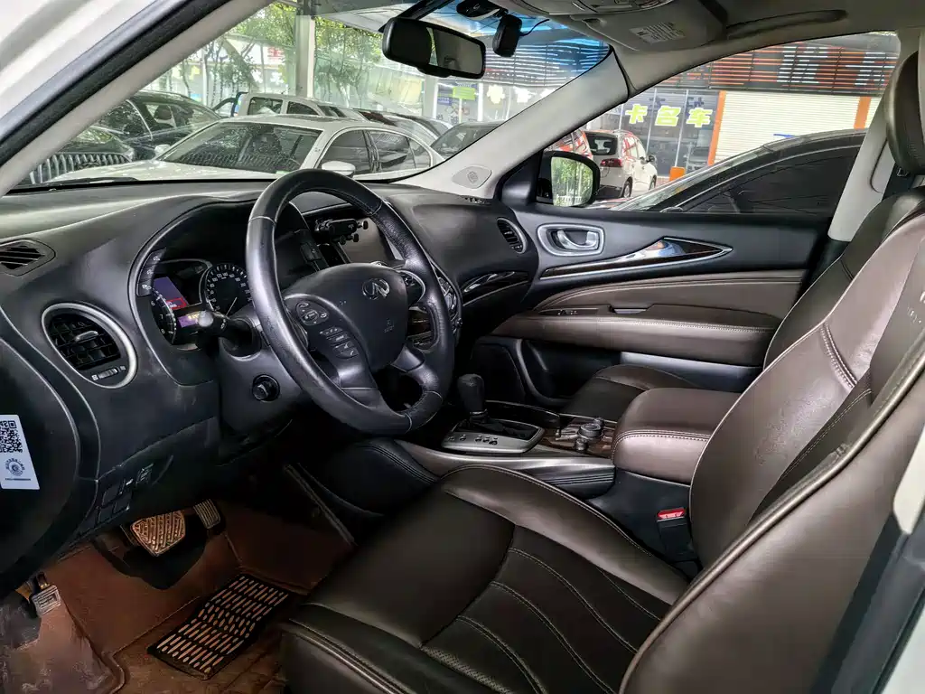 Infiniti QX60 2014 2.5 S/C Hybrid