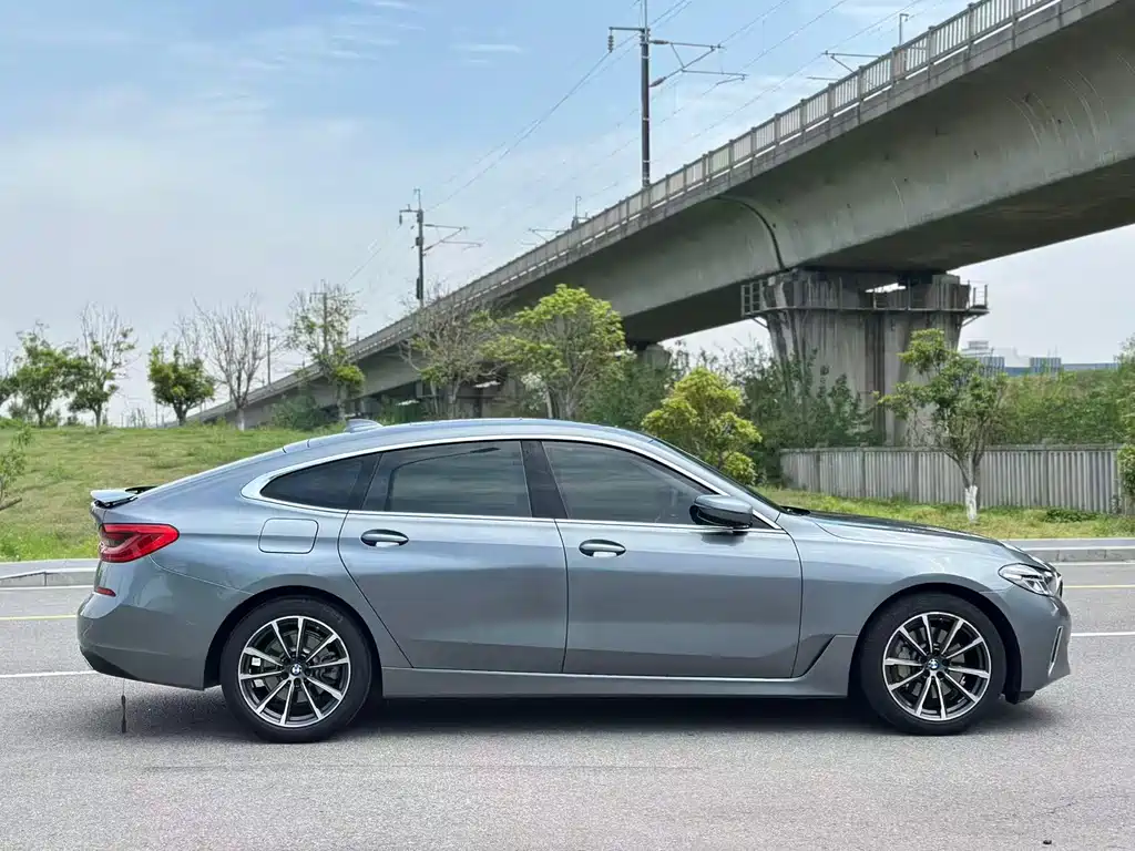 BMW 6 GT 2021 630i Luxury