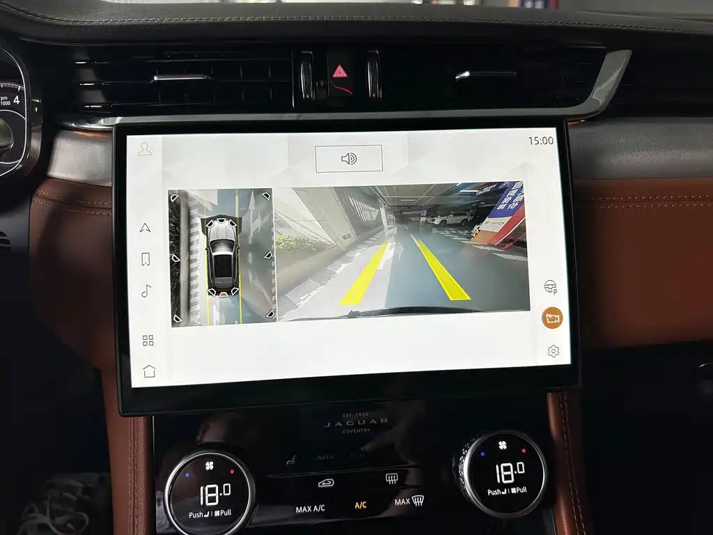 Jaguar F-PACE — миниатюра 15