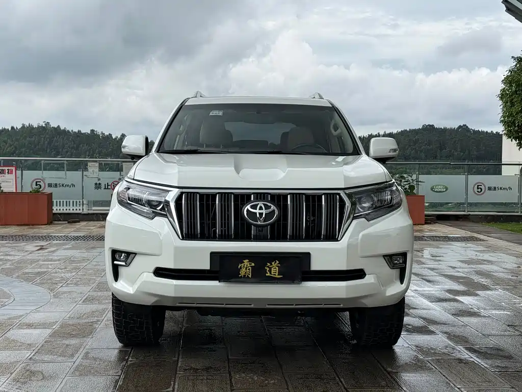 Toyota Land Cruiser Prado 2023 4.0L