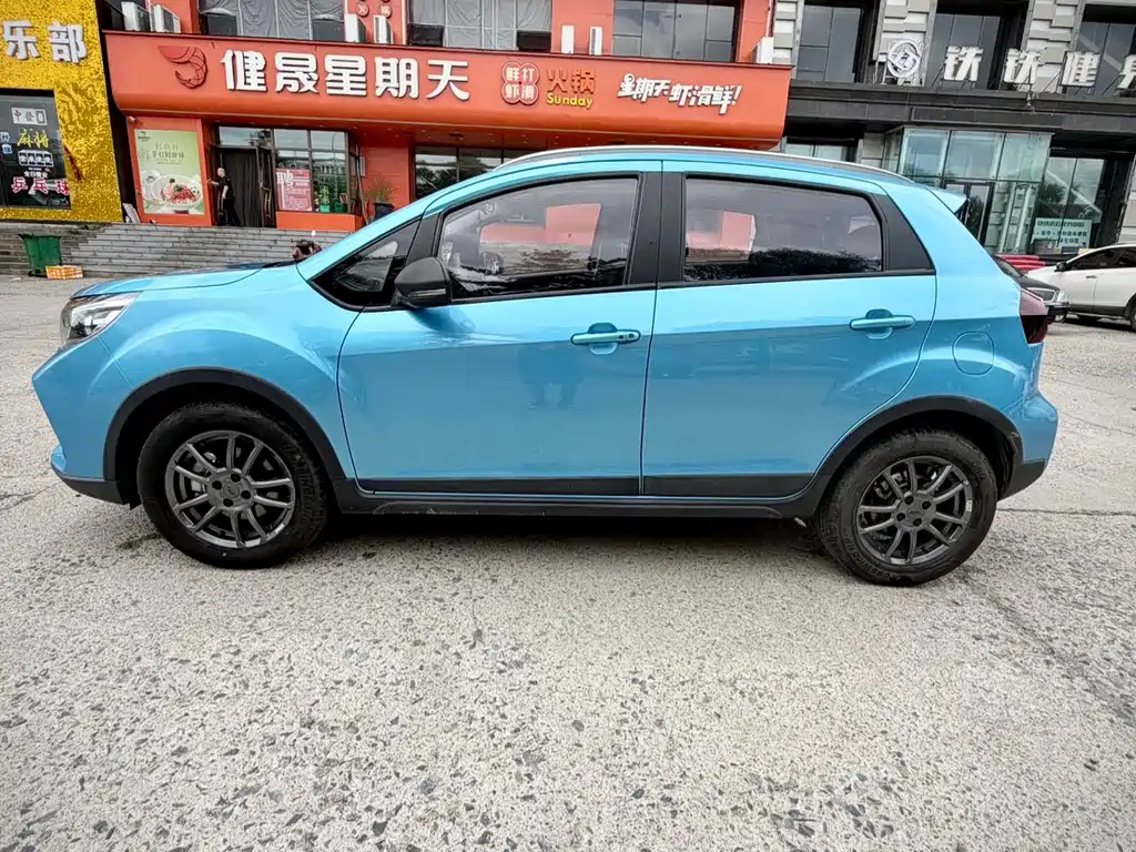 Geely Vision X3 X3 2021 PRO 1.5L CVT Luxury